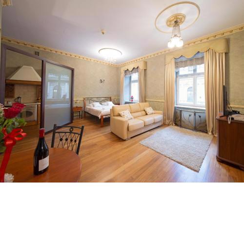 Calliope Apartments