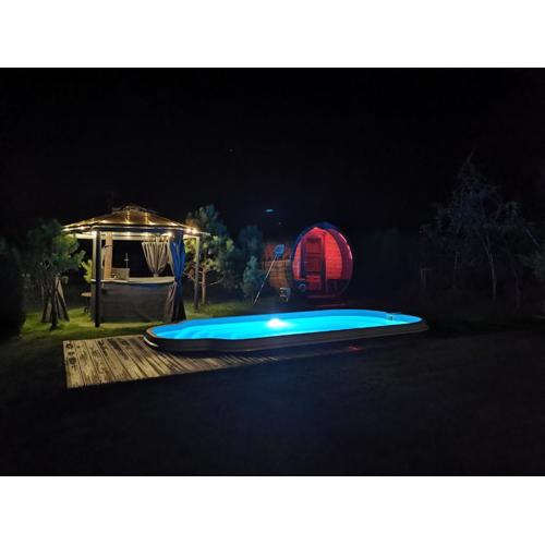 Całoroczny dom na Mazurach WrzoSPA z jacuzzi