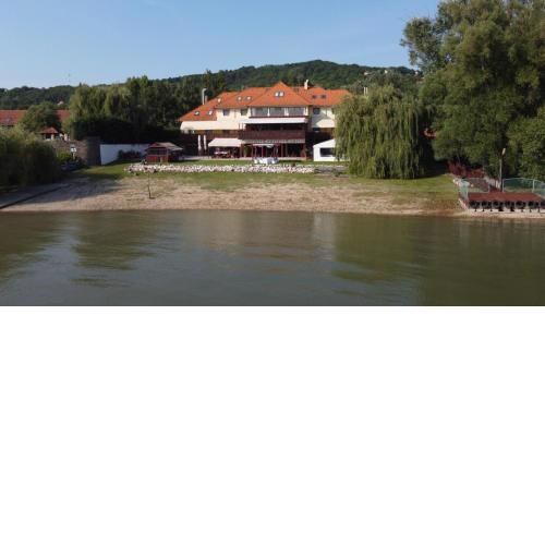 Camelot Club Hotel