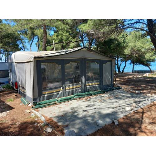 Caravan near the sea 5