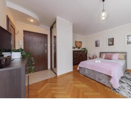 Cardamon Apartment City Center