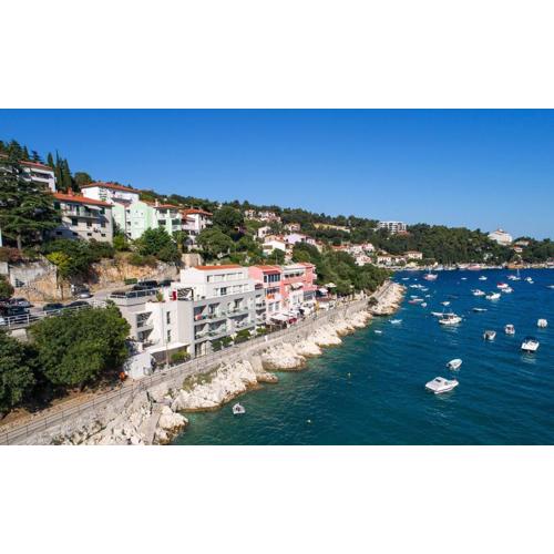 CARLET Apartment 10m from the sea
