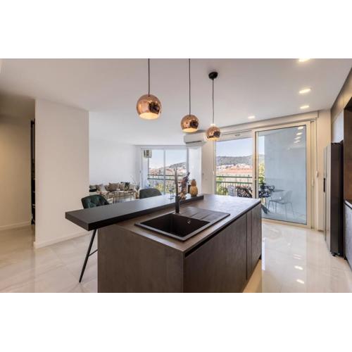 Carmen - Luxury 2-Bedroom Apartment - Downtown