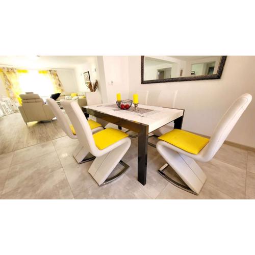 Carpe Diem Lakeside Apartments