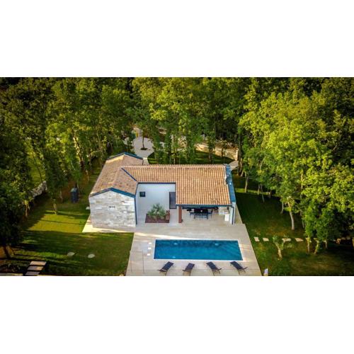 Casa Bosca with heated pool