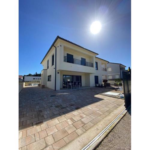 Casa Connie Apartments Valbandon