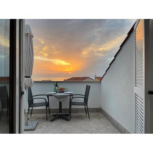 Casa Estancia Studio Apartment