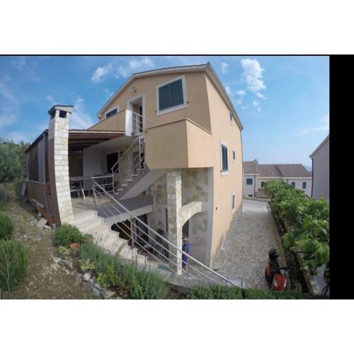 Casa Milesic