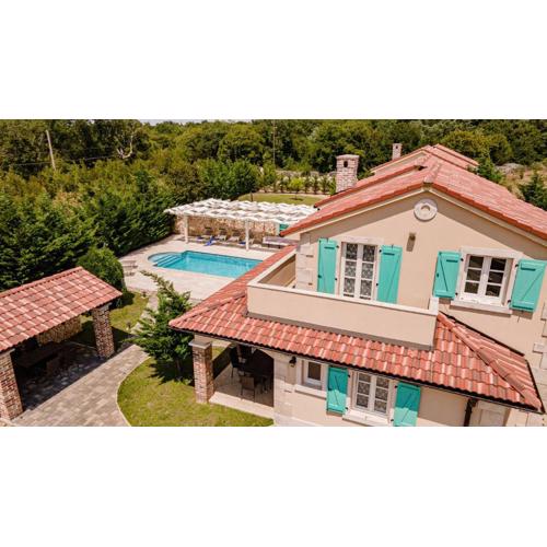 Casa Verde with pool