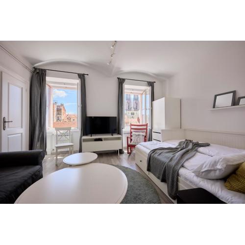 Cathedral View Apartment by Irundo