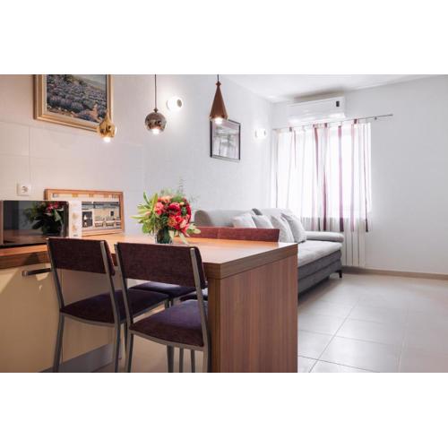 Center Brela Apartment