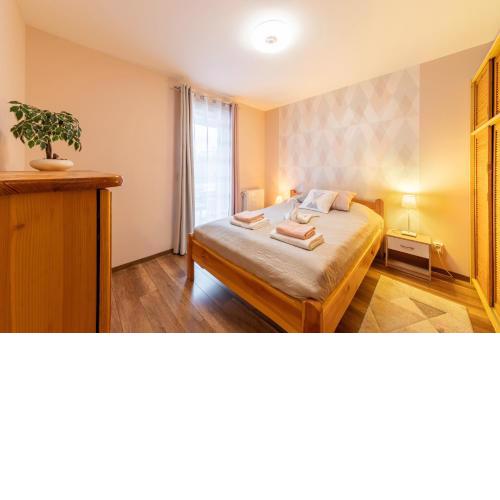 Center Budget Apartment Inside Free Parking Self Check-In Free Streaming AC Balcony