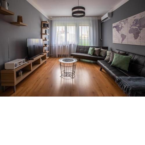 Center Home Apartman
