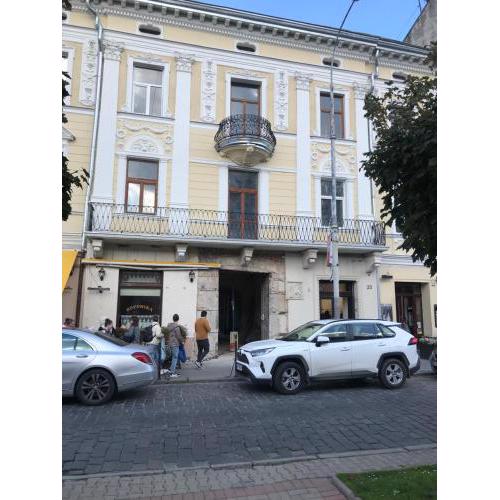 Center Lviv Avenue 23