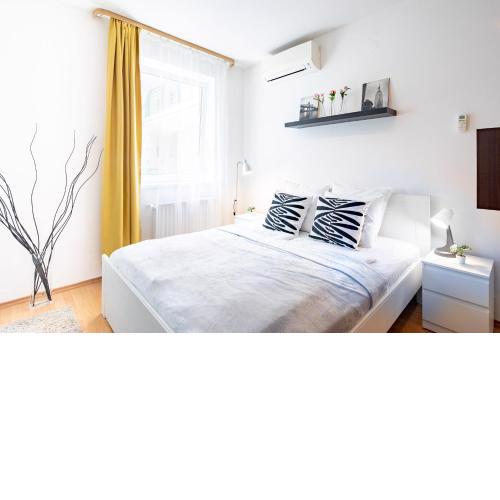 Central - Cozy Air Conditioned Studio