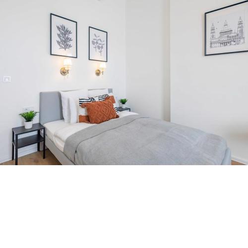 Central - Cute and Comfy Home