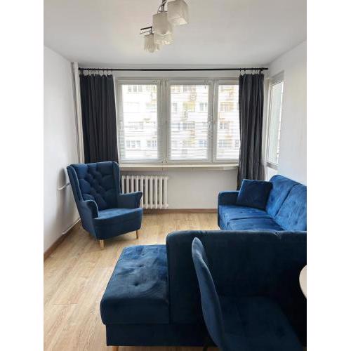 Central Apartment with Workspace