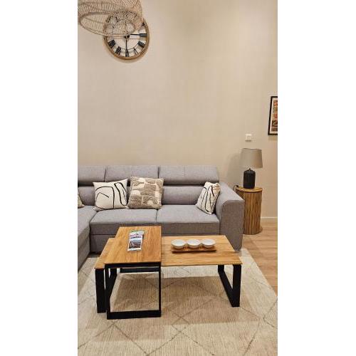 Central Elegance