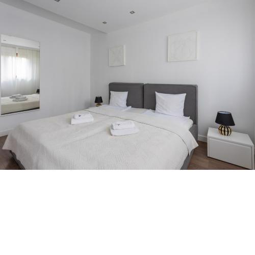 Central Warsaw Apartment - Great Location - Modern Studio - Wronia 45B