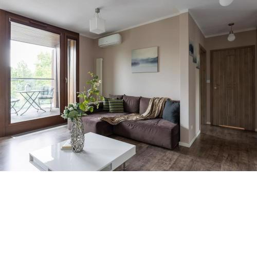 Central Warsaw Apartment - Great Location - One Bedroom Apartment - Kolejowa