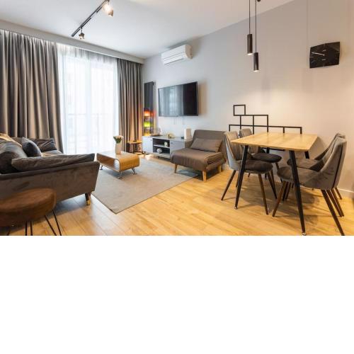 Central Warsaw Apartment - Great Location- Two Bedrooms Apartment- Warsaw Stays- Sienna street