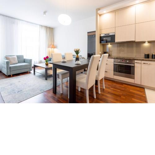 Central Warsaw Apartment - Great Location- Warsaw Stays - Stawki