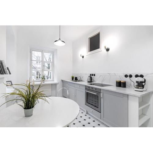 Central Warsaw Apartment - Great Location- Warsaw Stays-Mostowa