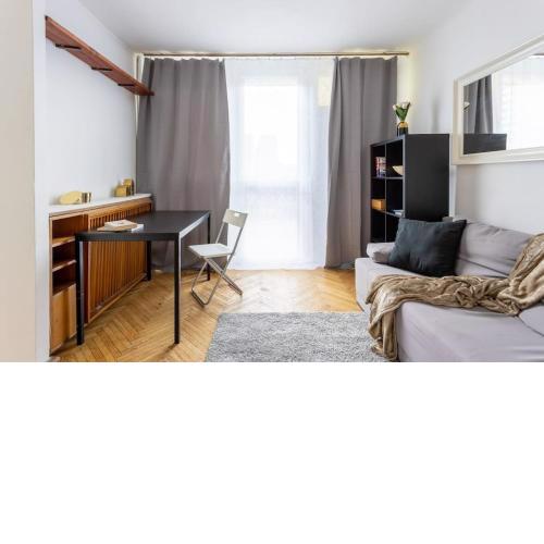 Central Warsaw Apartment - Great Location-City Center - Zelazna