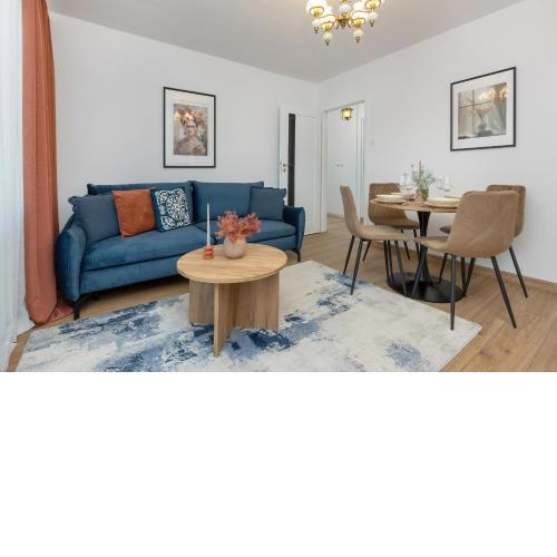 Central Warsaw Apartment Żurawia by Noclegi Renters