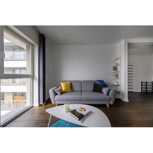 Centre Point Ilumino Apartment