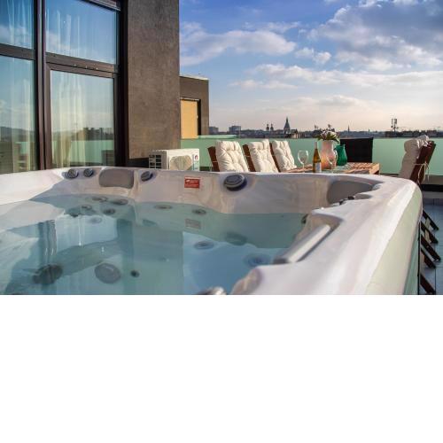 Centropolitan Penthouse #jacuzzi #freeparking
