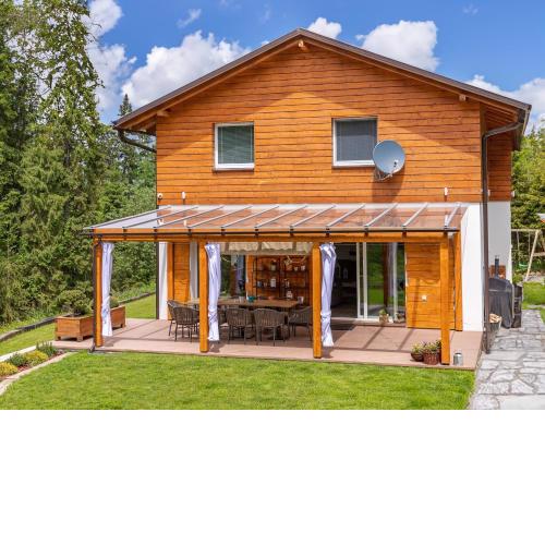 Chalet Ester - Luxury Provençal House in Orava