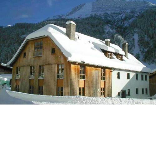Chalet Levett
