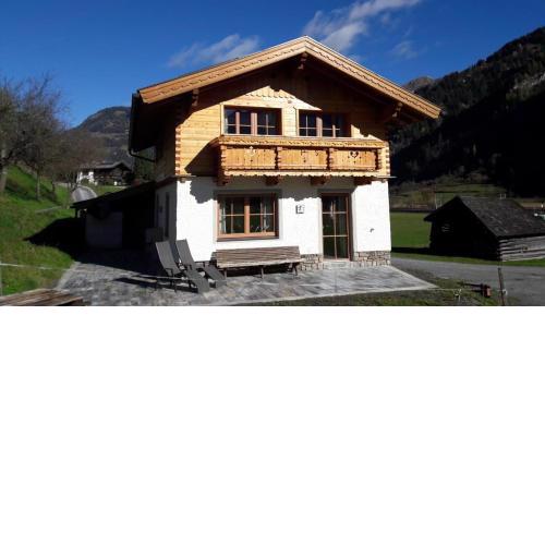 Chalet mit Sauna in Dorfgastein by FeWo-PlanDOG-100