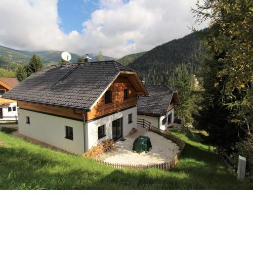 Chalet only 200 m from ski lift with sauna