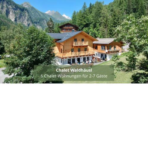 Chalet WaldHäusl luxuriöse Ferienwohnungen mit Sauna & Whirlpool, Kamin, Balkon oder Terrasse mit Bergblick