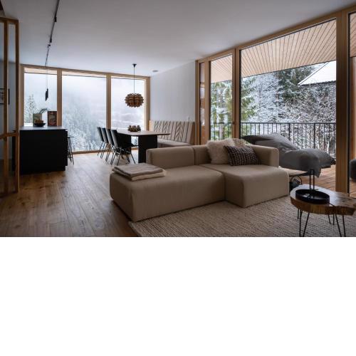 Chalet Waldzauber Your Alpine Escape in Bad Kleinkirchheim Near the Ski Lift