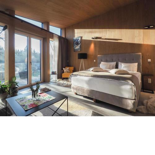 CHALEYOTT Mountain Apartments