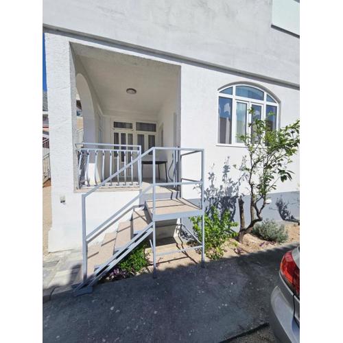 Chapel Road Apartments