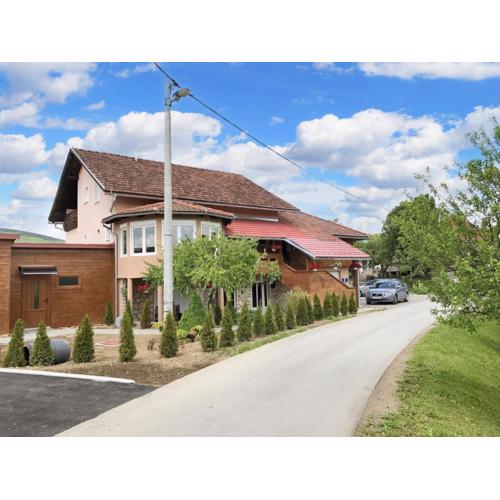 Charming apartment in Rakovica with shared pool - 35 sqm