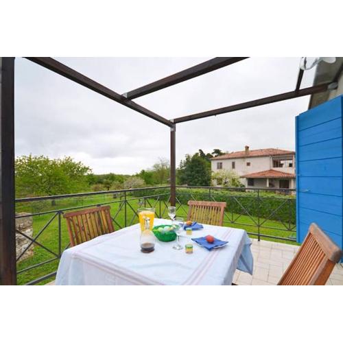 Charming apartment in Zambratija, 44 sqm, Parking included