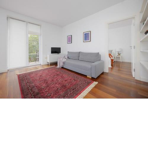 Charming Apartment with Parking by Noclegi Renters