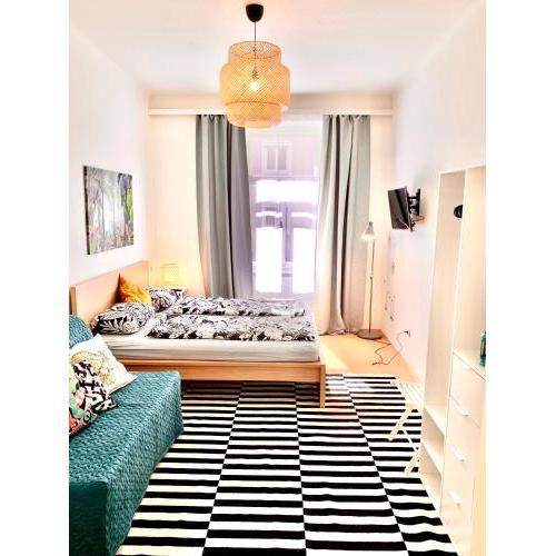 Charming City Apartment - by Nahuen Suites