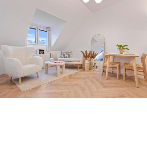 Charming design old town apartment