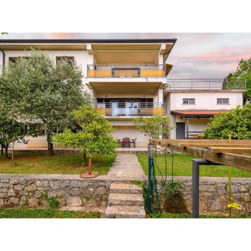 Charming Lovran Apartments with Wonderful Sea View