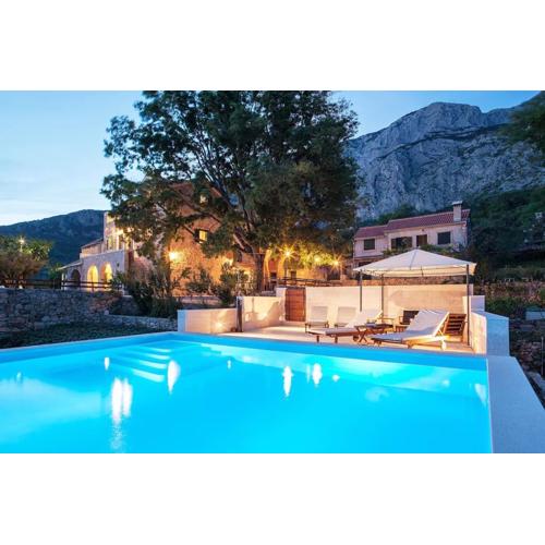 Charming stone villa Silva
