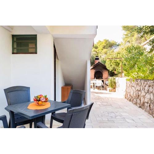 Charming Studio in Zavala - 25 m² - Parking Included