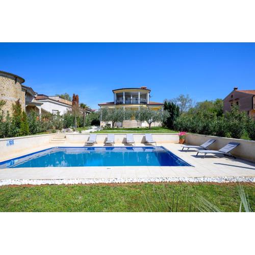 Charming Villa Lavanda with pool