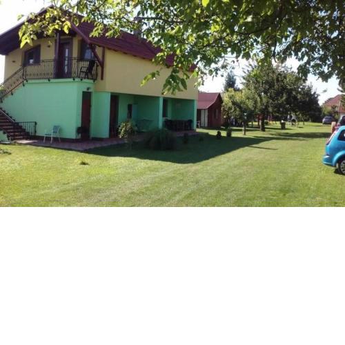 Chatky a apartmány Pod starým orechom - camp