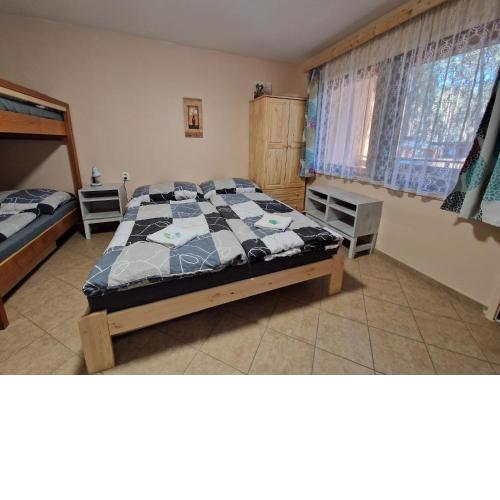 Chatky U Davida Máchovo jezero